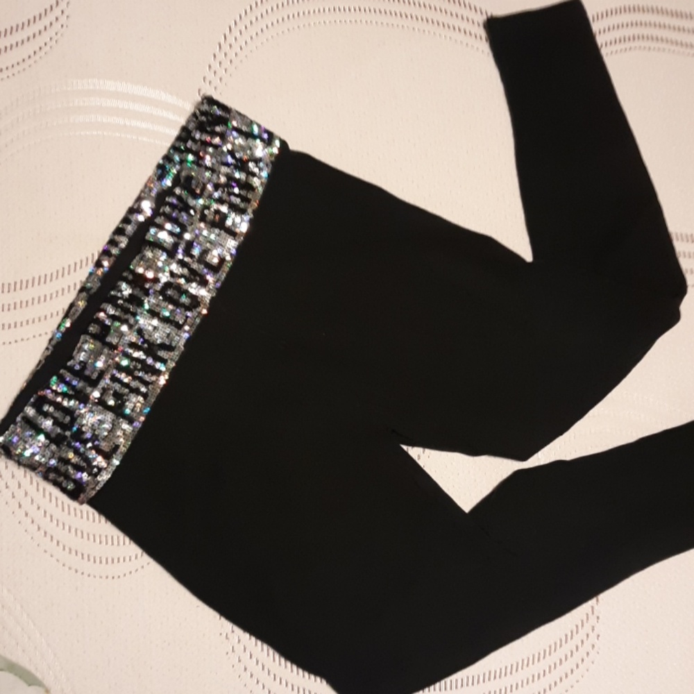 LOVE PINK shiny sequence straight-leg Yoga Pants